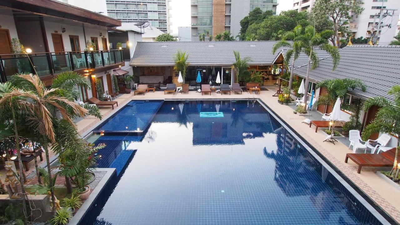 Paradise Land Resort Pattaya Buitenkant foto