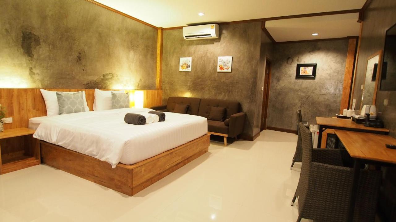 Paradise Land Resort Pattaya Buitenkant foto